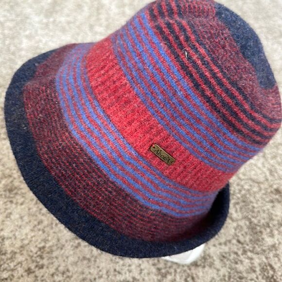 Adora Striped Bucket Hat O/S - Picture 1 of 6